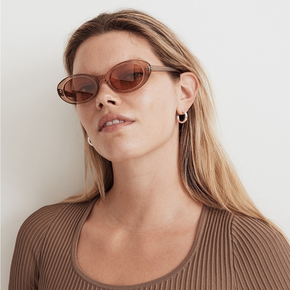 NWOT Madewell Russell Oval Sunglasses in Marzipan